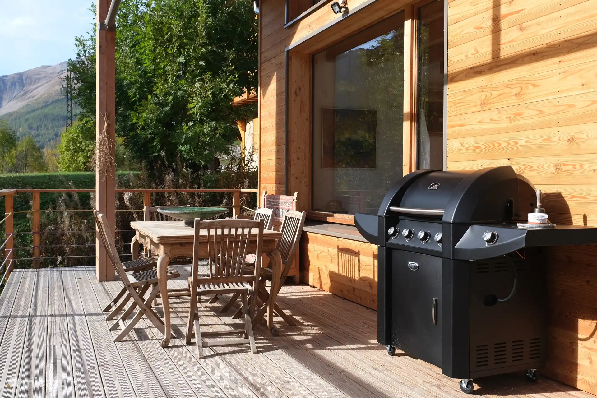 30² Spaß im Freien. Genießen Sie 300 Sonnentage mit der Außenküche.