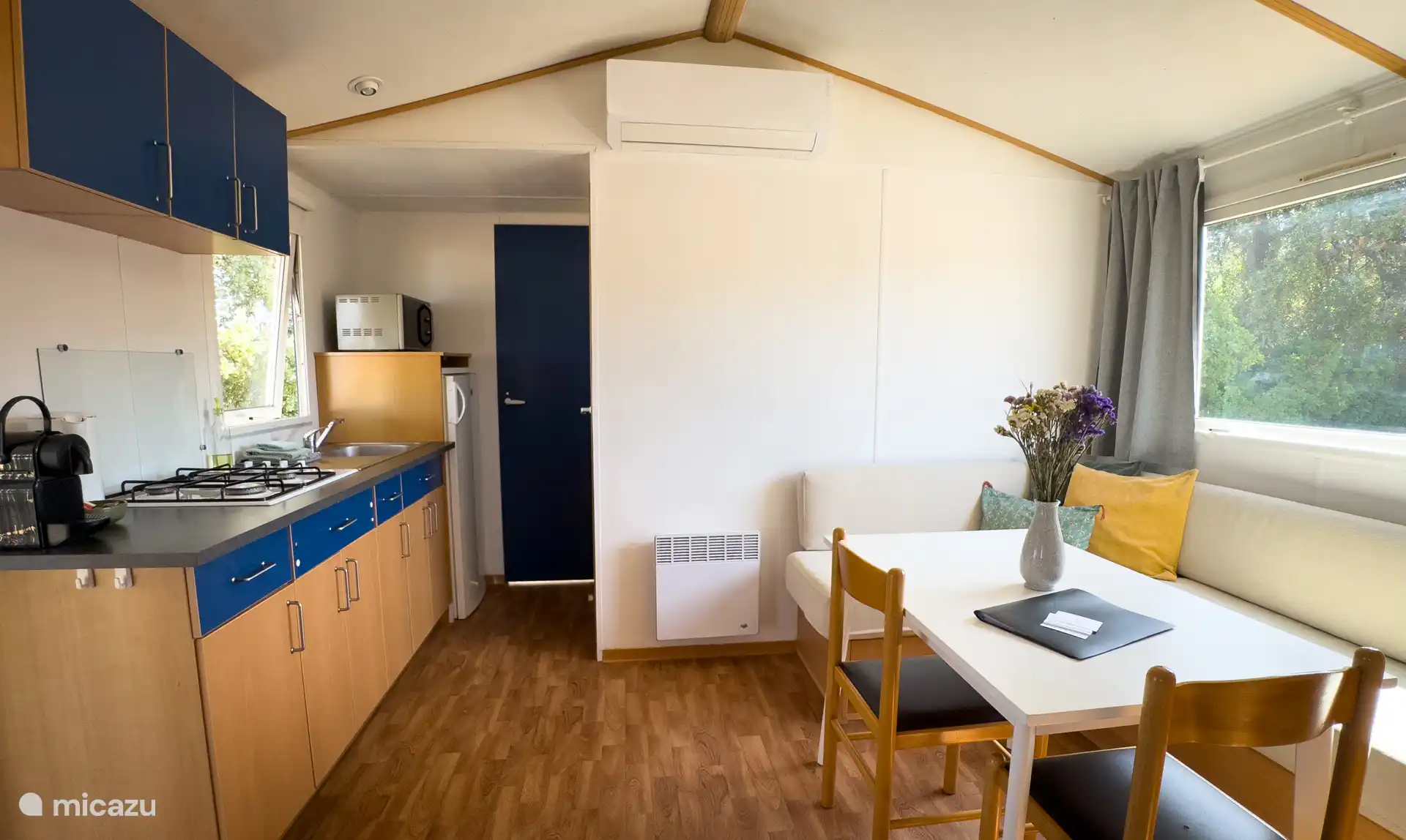 Cocina y zona de estar