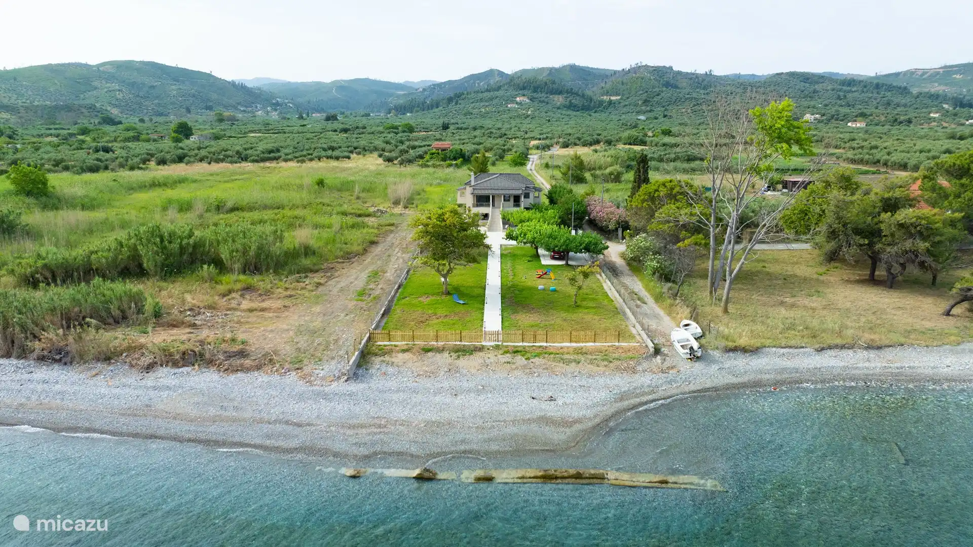Seaside villa, landscape view. The villa is located just by the semi-private beach, offering maximum privacy.