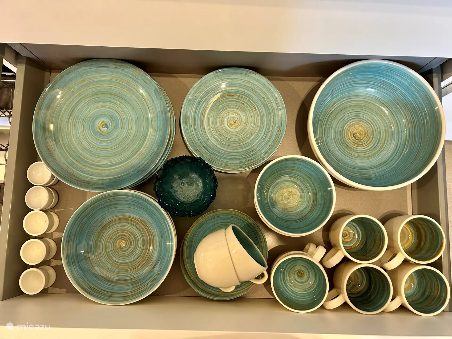 Het vierdelig servies