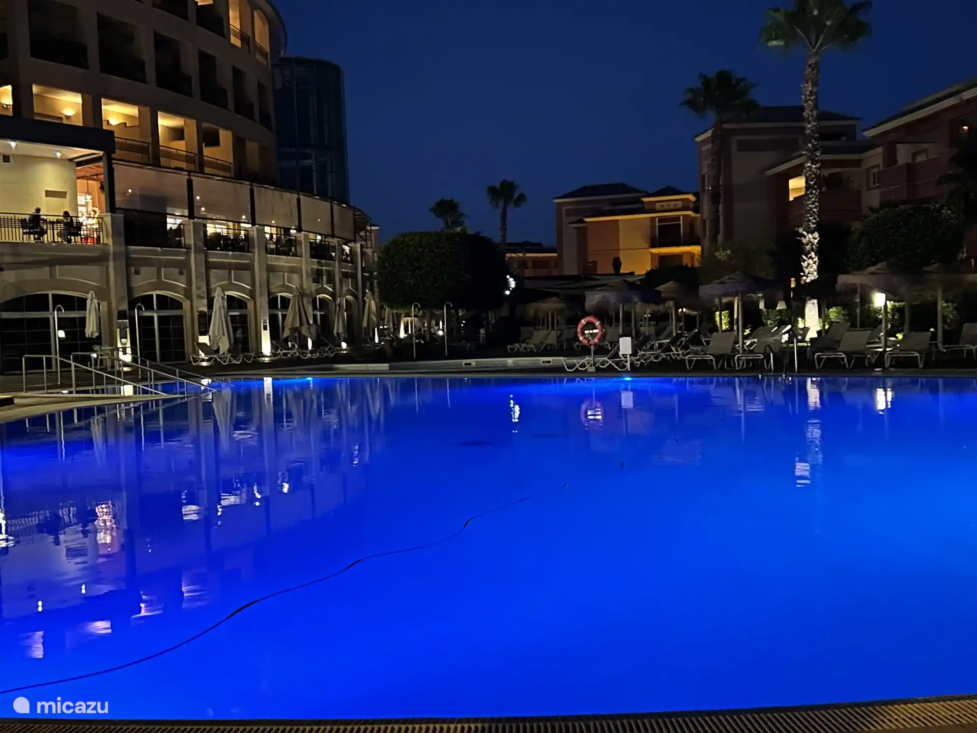 Een van de zwembaden