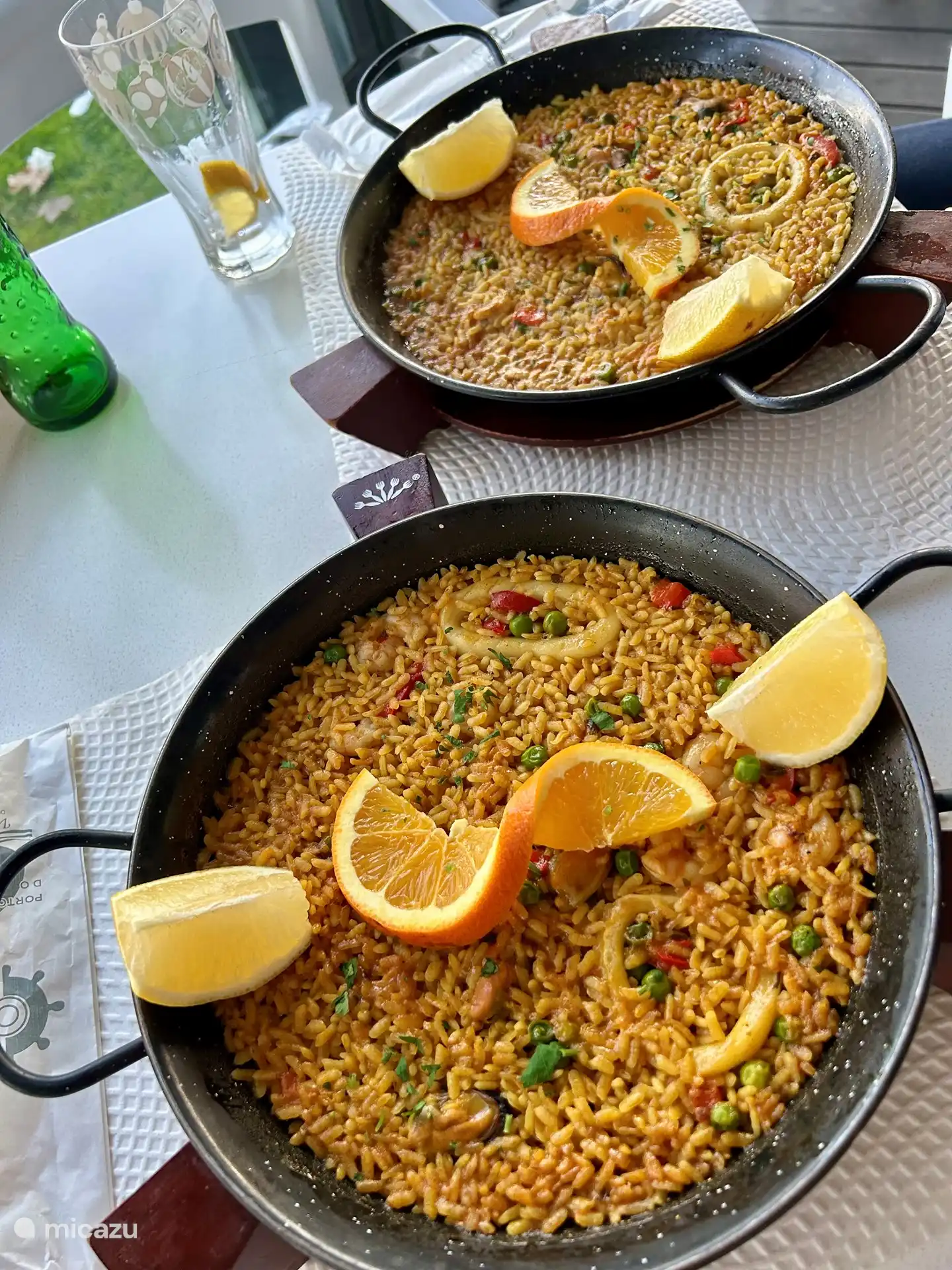 Paella aan de haven van Villa Real de St Antonio in Portugal