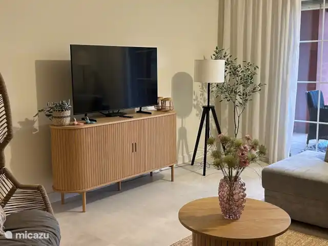 Location de Vacances Espagne, Andalousie, Islantilla, appartement - Casa Solina Le salon confortable avec une télévision intelligente.