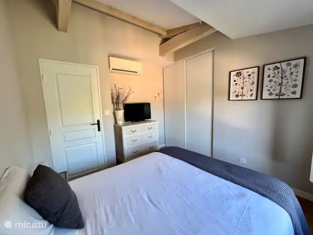 Villa Mont Cabasse en Francia, Costa Azul, Sainte-Maxime - villa Dormitorio 3 trasero