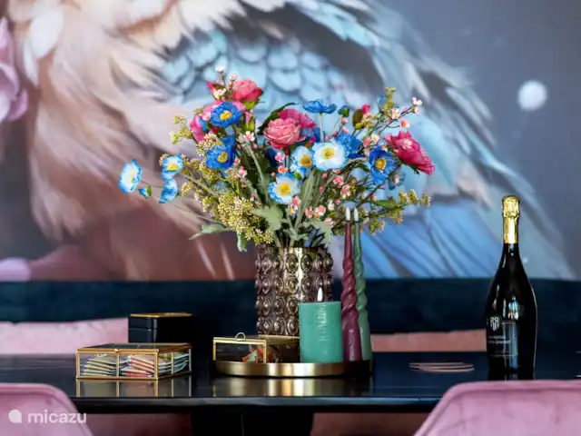 Royal Resort Cosy Cabin Deluxe huren in Nederland, Overijssel, Haarle - chalet Aankleding eethoek