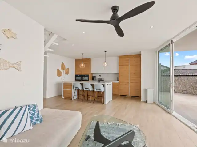 Villa en bord de mer, Lagun, Curaçao | Curaçao, Banda Abou (ouest), Lagun - villa Cuisine ouverte moderne et salon