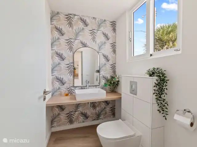Villa en bord de mer, Lagun, Curaçao | Curaçao, Banda Abou (ouest), Lagun - villa Toilettes invités au rez-de-chaussée