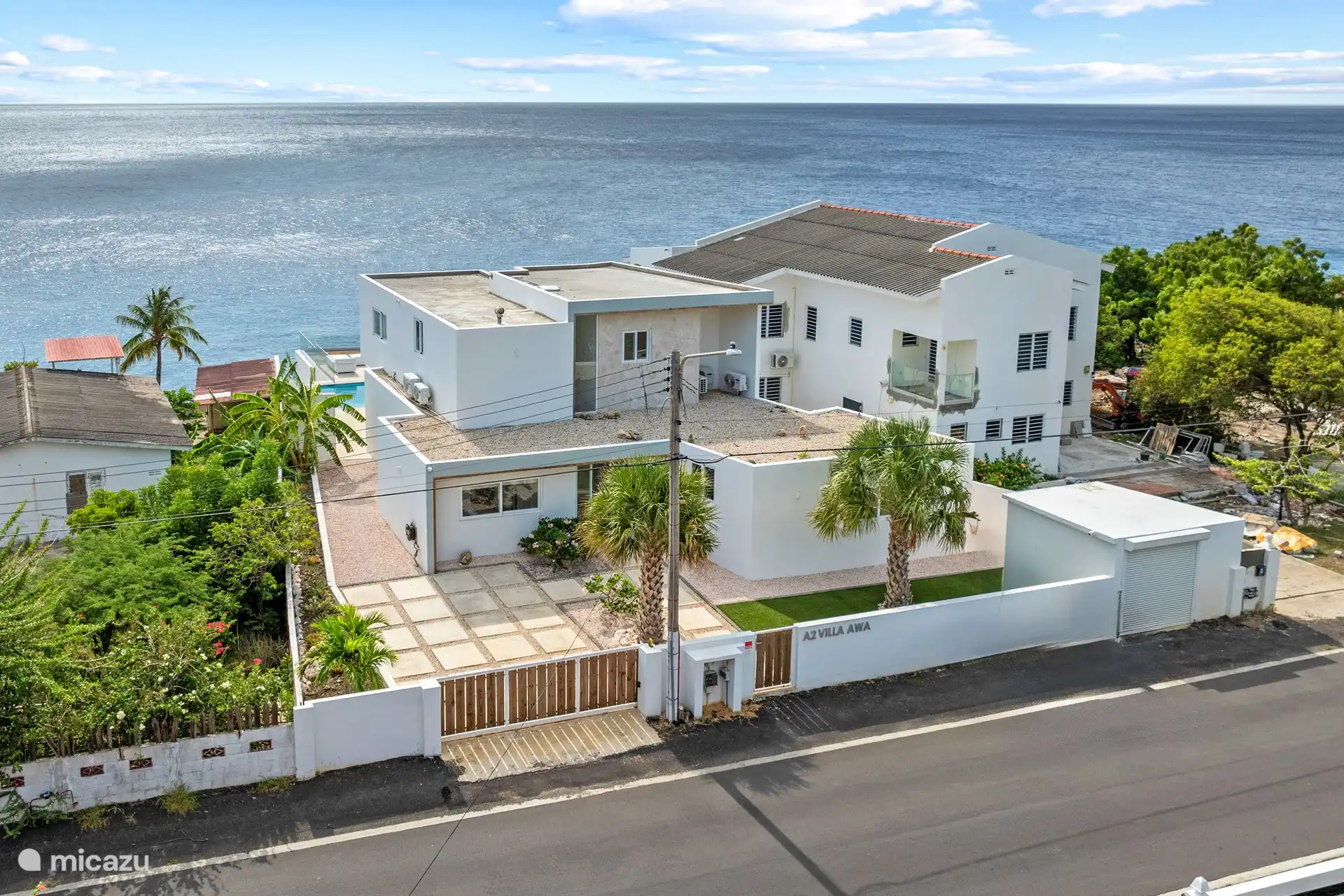 Vorderseite der Villa