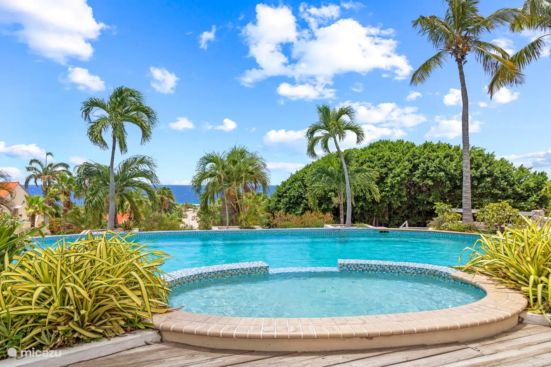 Gemeinschaftspool im Royal Palm Resort