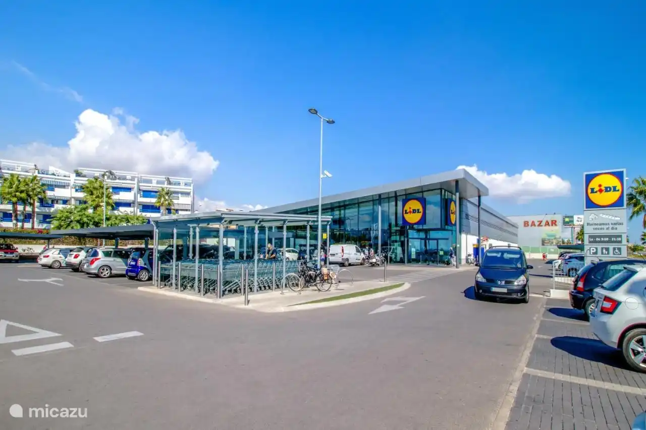 Supermarkt in 2 Minuten zu Fuß