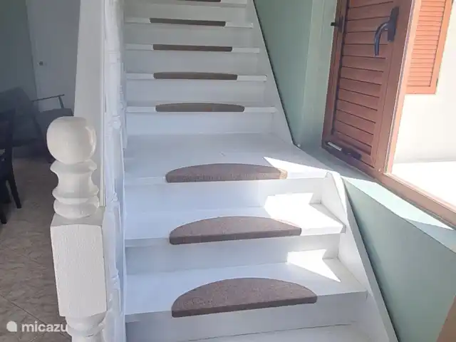 Casa di Magna Appartements - 56 | Curaçao, Banda Ariba (est), Montan'i Rei - appartement Escalier menant à la chambre principale