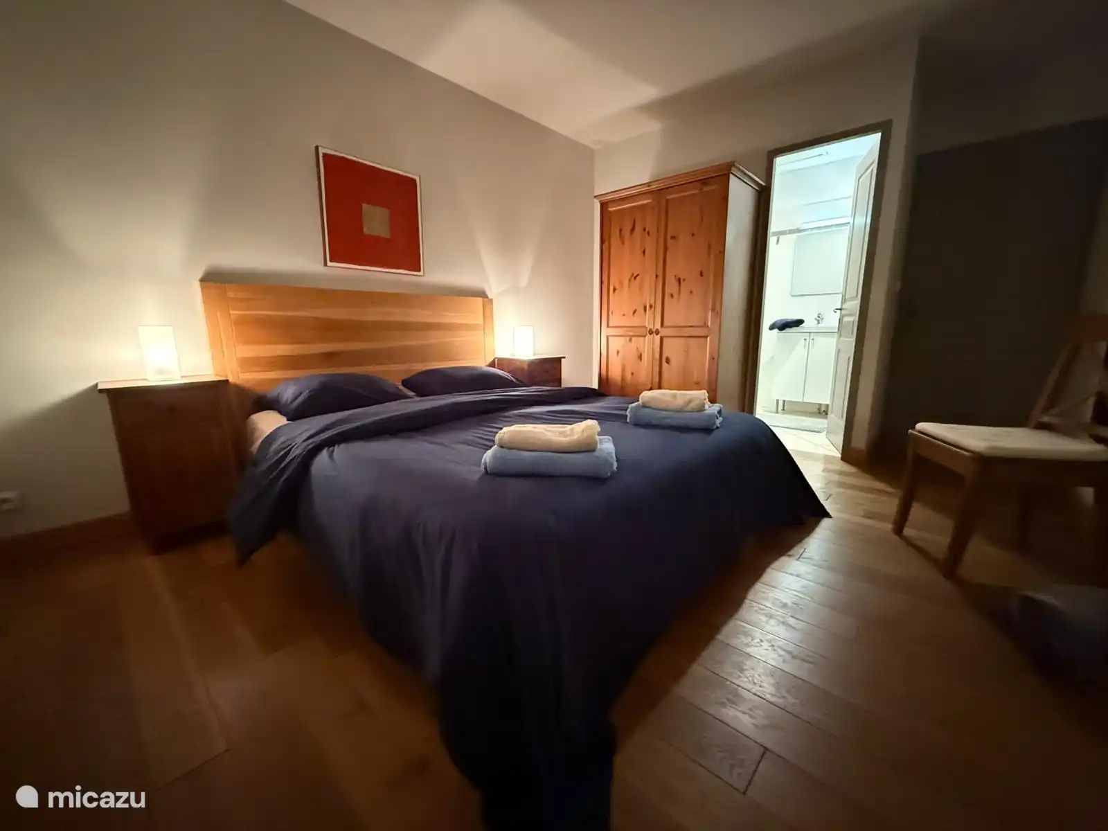 Chambre principale 1 avec salle de bain attenante