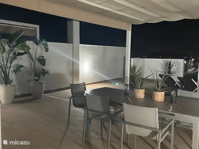 Casa Lotus | Espagne, Costa Blanca, Pilar de la Horadada - appartement Toit-terrasse dans l’obscurité