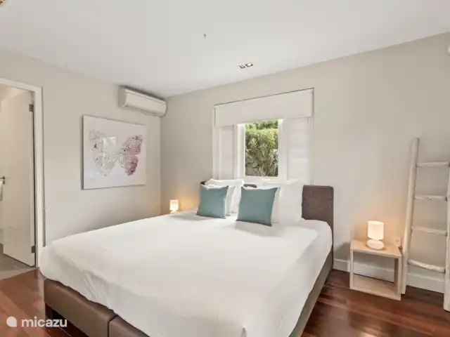 Lotus blanc | Curaçao, Banda Ariba (est), Vista Royal - villa Les chambres sont climatisées, avec des lits doubles avec salle de bains attenante.