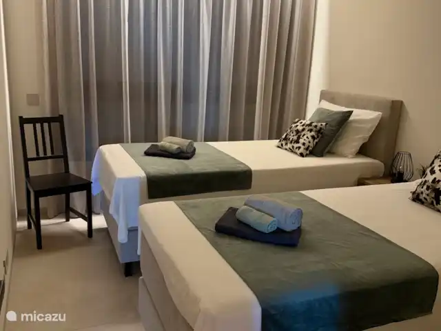 Mon 'Las Colinas Golf' | Espagne, Costa Blanca, Orihuela - appartement Éclairage d’ambiance dans la chambre à coucher