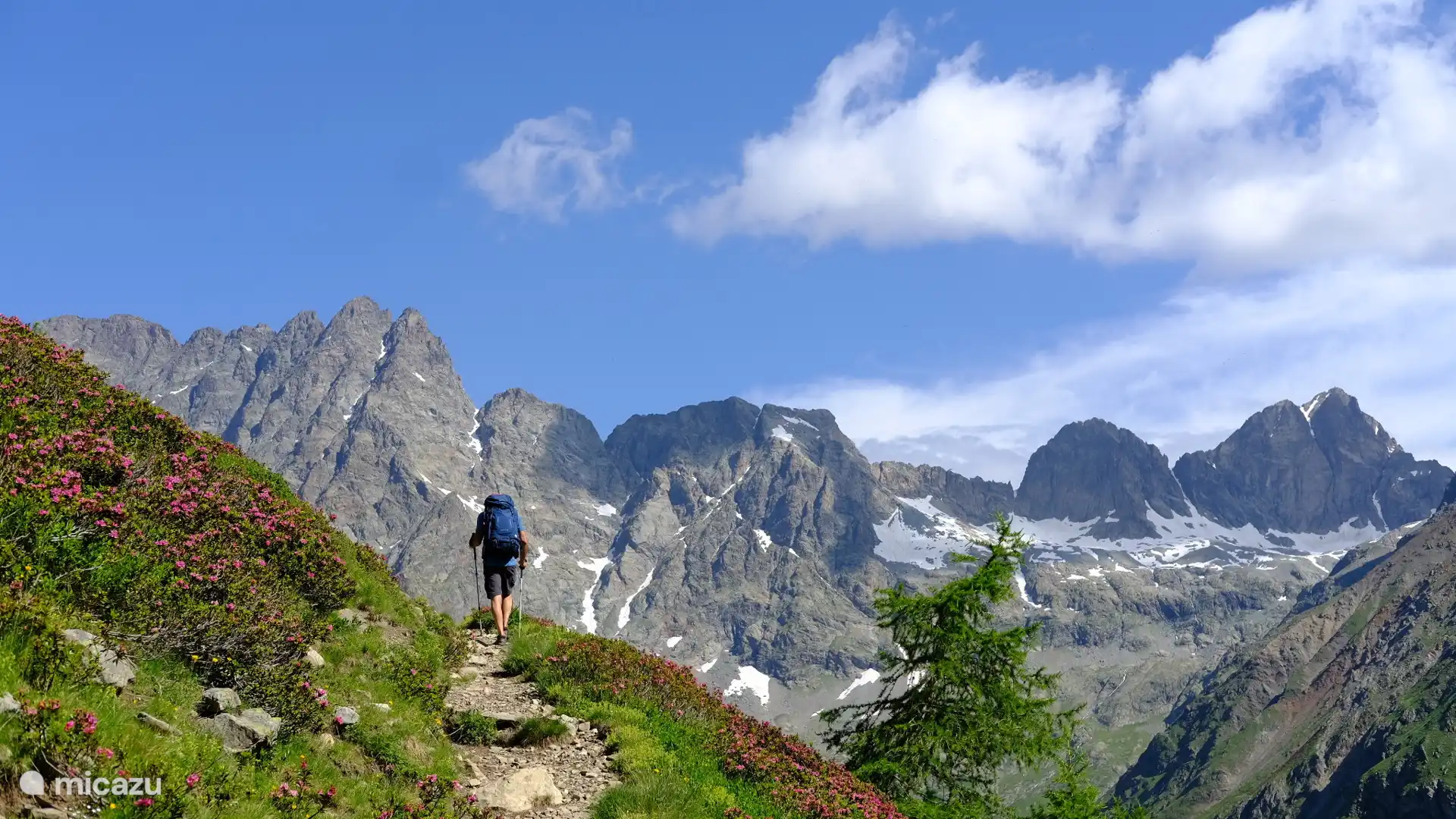 Hiking paradise in the national park of Ecrins.