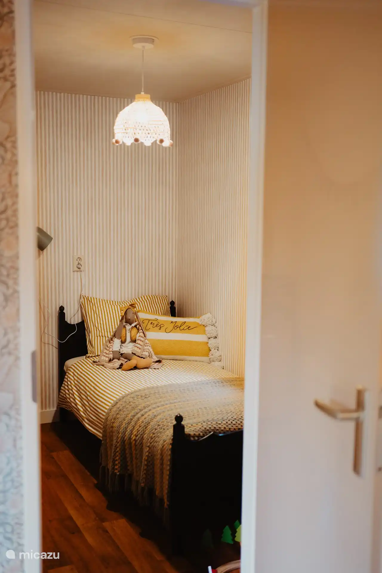 Dies ist das zusätzliche Zimmer mit einem Bett von 190 x 80 cm. Richtet sich an Kinder. 