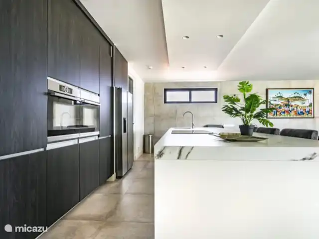 Casa Colibrí en Curazao, Banda Arriba (este), Jan Thiel - villa Cocina planta 2
