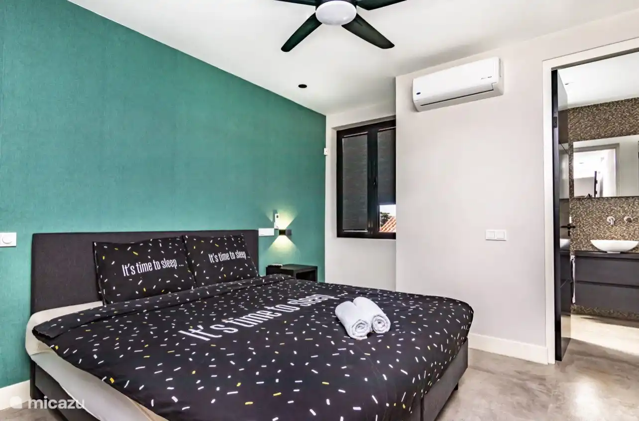 Schlafzimmer Etage 1