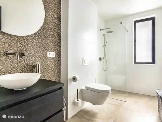 Casa Colibrí en Curazao, Banda Arriba (este), Jan Thiel - villa Cuarto de baño planta 1