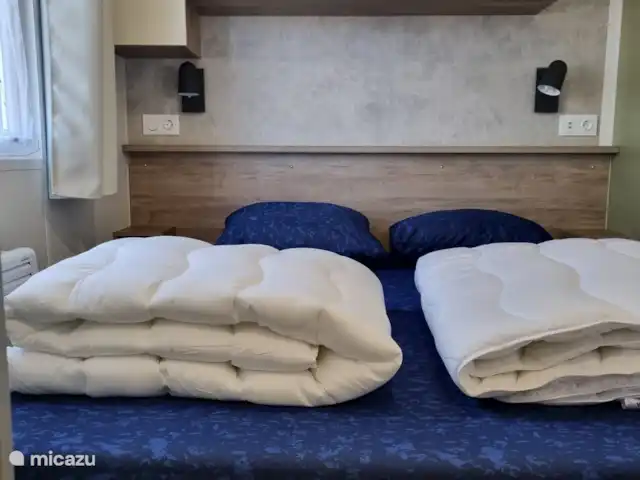 Nouveau chalet spacieux avec grand jardin | Pays-Bas, Zélande, Renesse - chalet Chambre