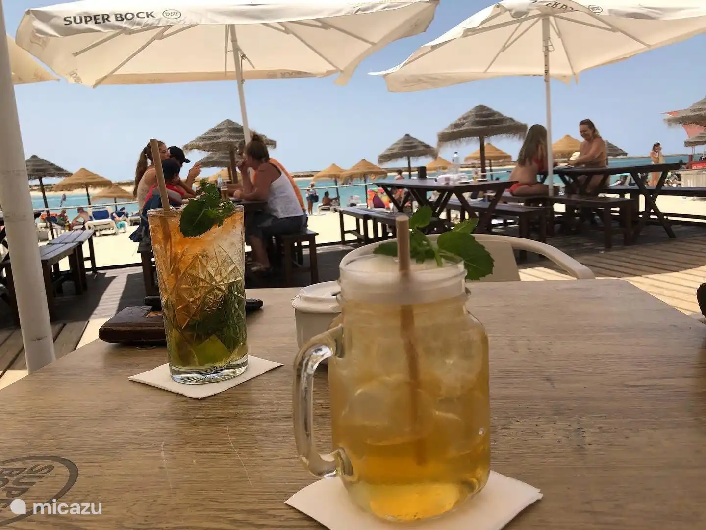 Strand op 8 kilometer van ons Guesthouse vandaan. Genieten!