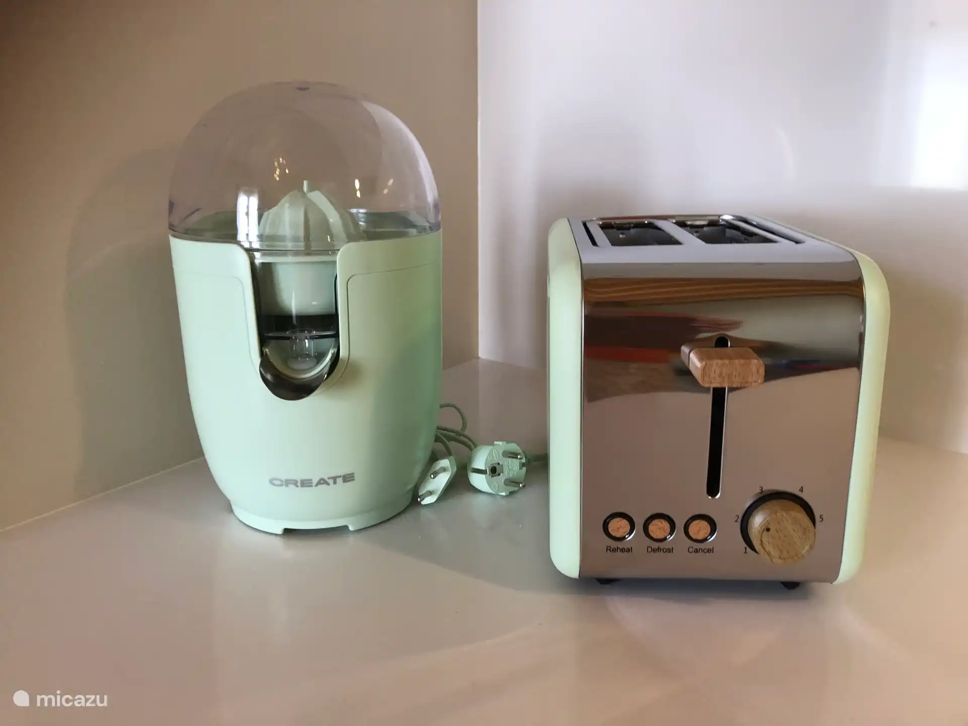 Kleurrijke design keukenattributen!