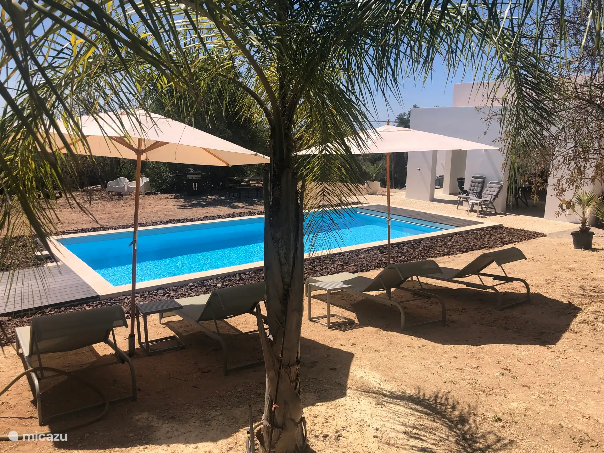 Gemeinschaftlicher Swimmingpool