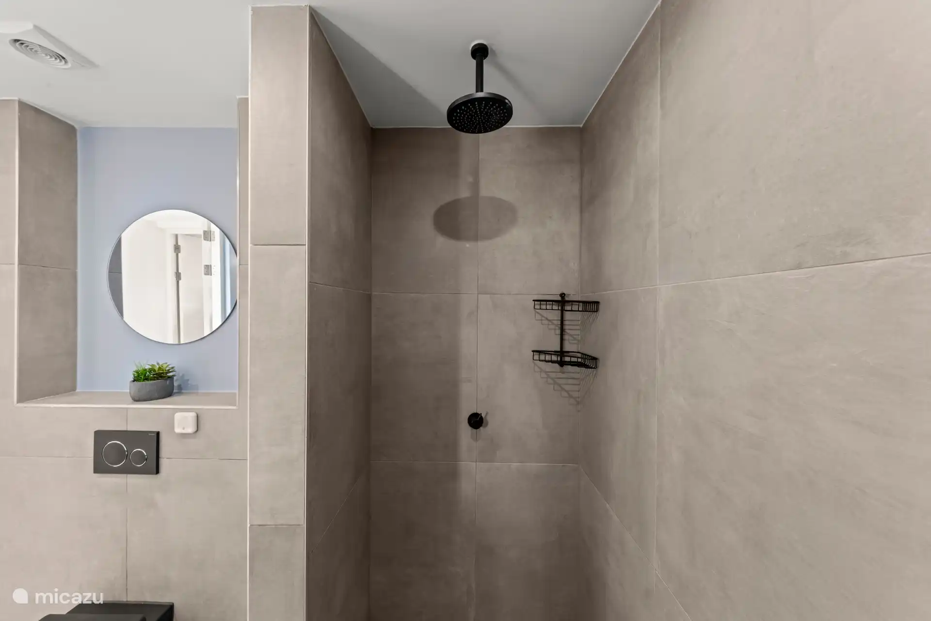 Heerlijke regendouche