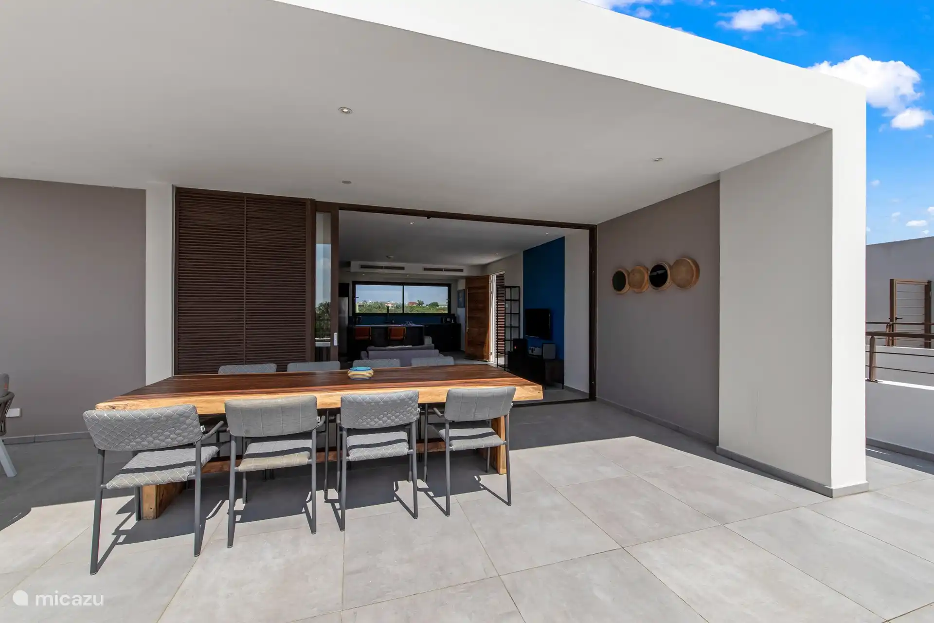 Eettafel: heerlijk buiten dineren