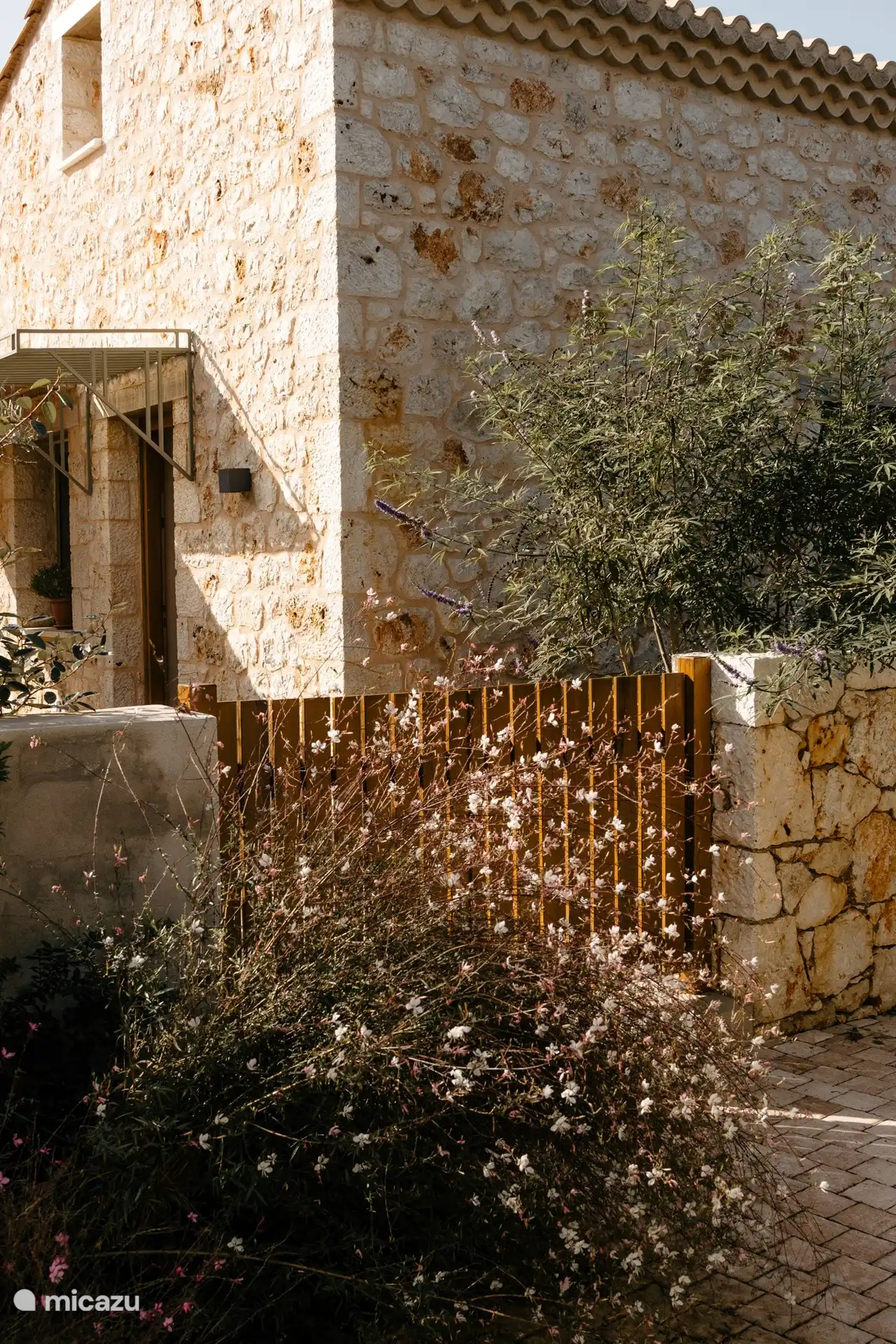 Traditionelle Steinvilla Tsoukalades 