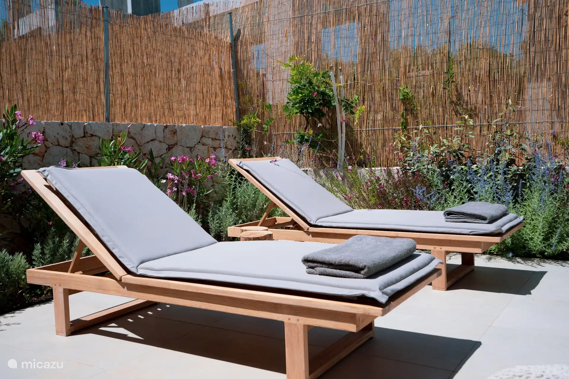 Papadria Villas - Platz zum Sonnenbaden