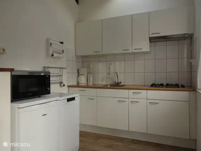 Heerlijk midden in de natuur - 106 huren in Nederland, Gelderland, Harfsen - bungalow keuken