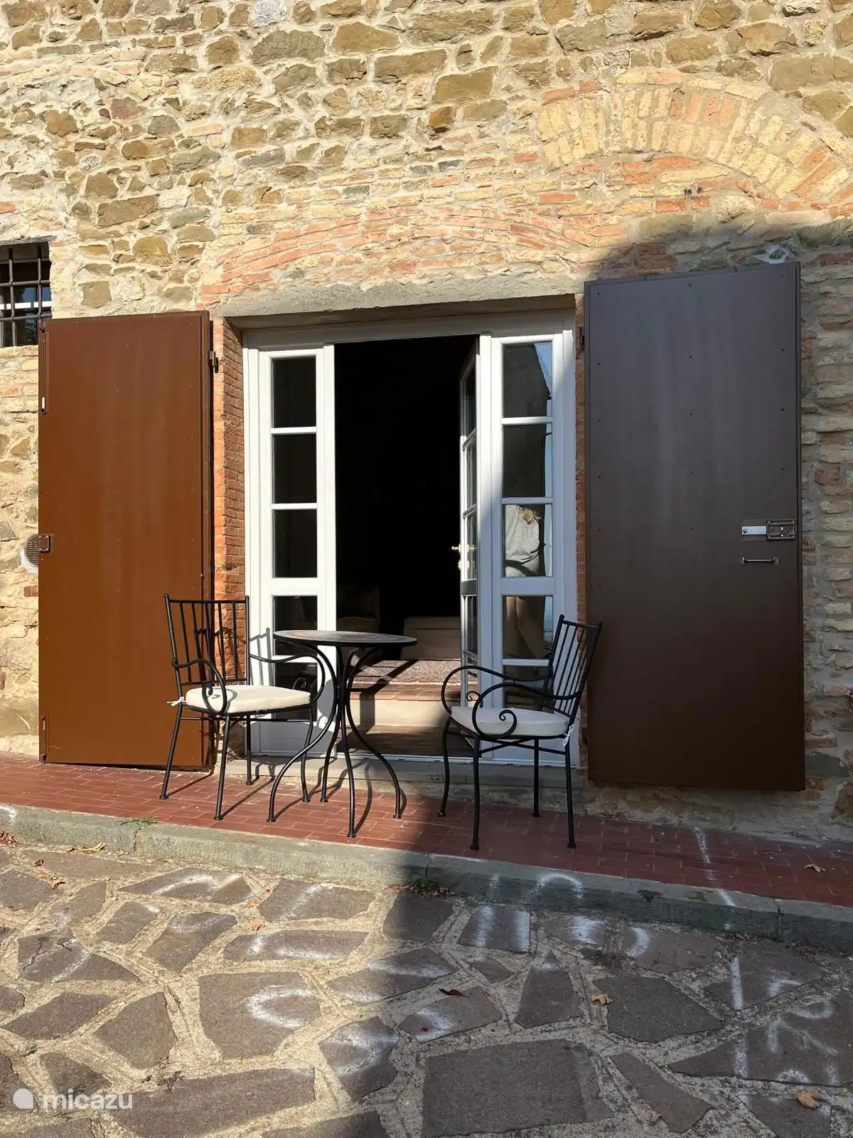 Je eigen terrasje voor de deur