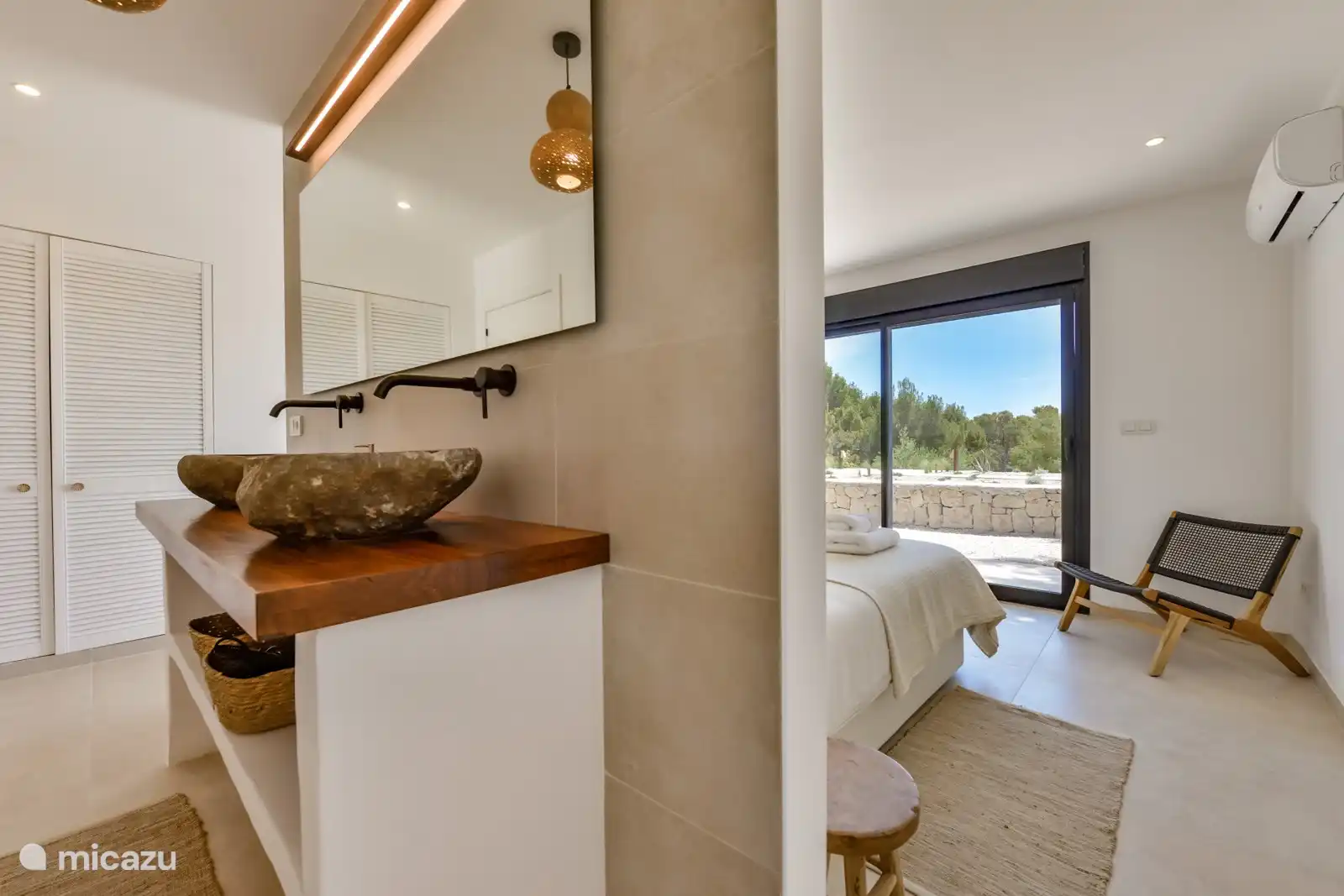 Alle Schlafzimmer haben Meerblick vom Bett aus.