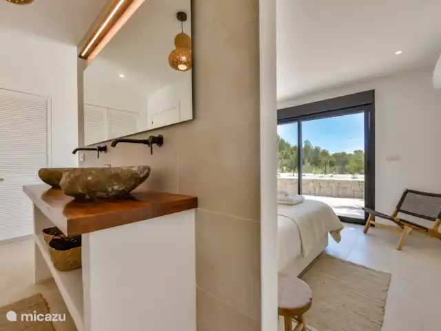 Villa Lujo en España, Costa Blanca, Benissa - villa Todas las habitaciones tienen vistas al mar desde la cama.