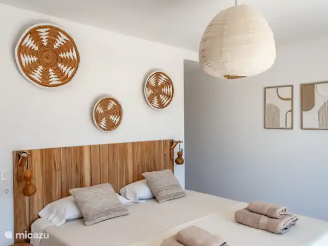 Villa Lujo en España, Costa Blanca, Benissa - villa Todas las habitaciones están elegantemente amuebladas y equipadas con su propio inodoro separado, amplia ducha y lavabo con doble lavabo.