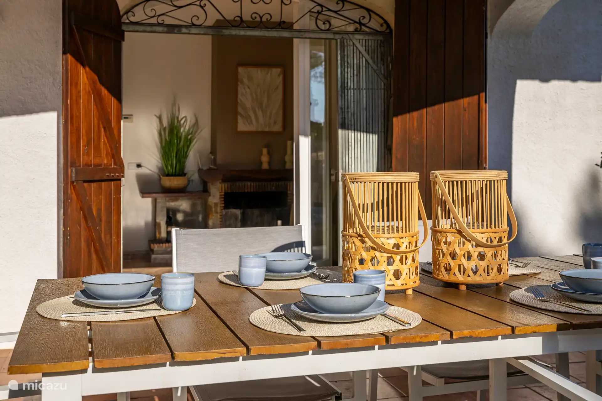 Buiten tafel op vlonder