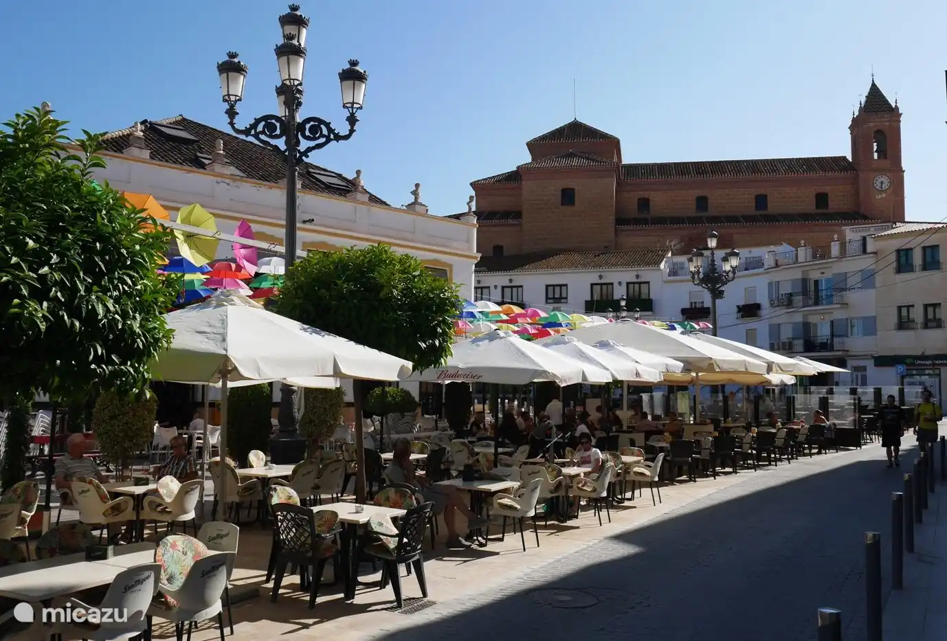 Village de Torrox avec la place.