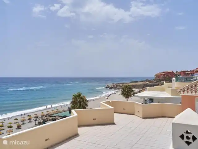 Location de Vacances Espagne, Costa del Sol, Torrox, appartement - Oasis vue mer Vue depuis la terrasse commune sur le toit.