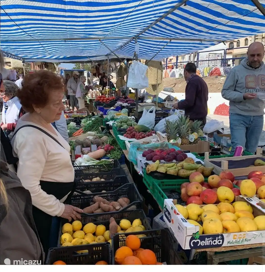 Marché du lundi à Torrox