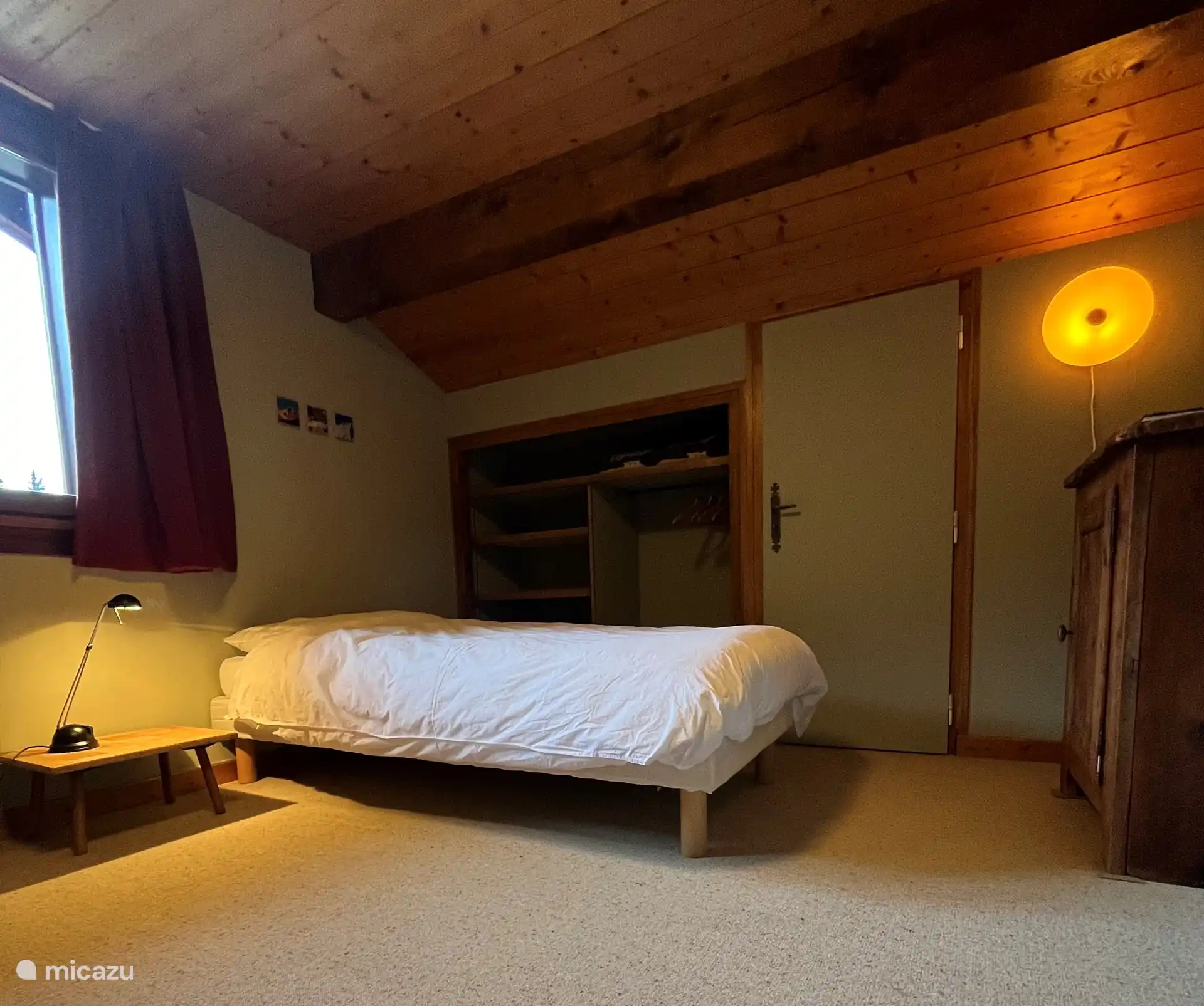 das gemütliche Schlafzimmer im 1. OG auf der Rückseite des Hauses