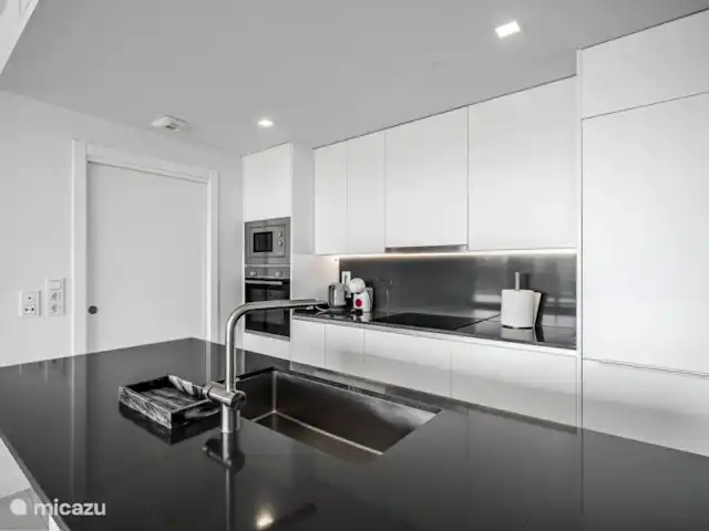 Penthouse familial Oasis avec vue sur la mer | Espagne, Costa del Sol, Estepona - penthouse cuisine