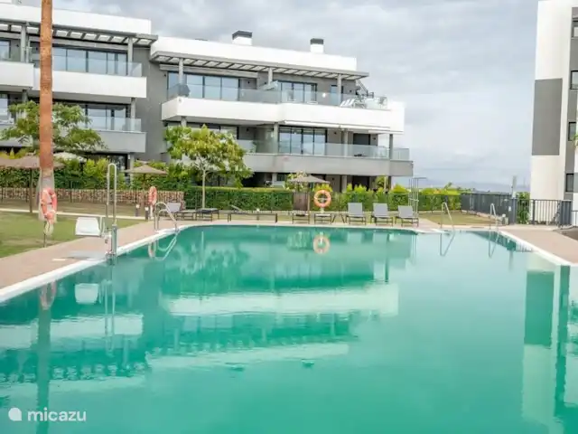 Penthouse familial Oasis avec vue sur la mer | Espagne, Costa del Sol, Estepona - penthouse Espace piscine