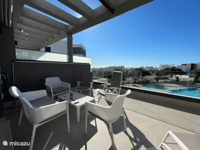 Penthouse familial Oasis avec vue sur la mer | Espagne, Costa del Sol, Estepona - penthouse Nouveau mobilier d’extérieur