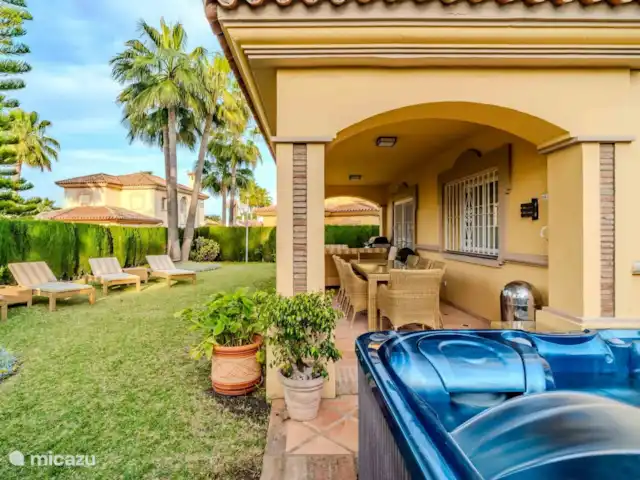 Cozy Villa Marbella - Estepona | Espagne, Costa del Sol, Estepona - villa jacuzzi chaud