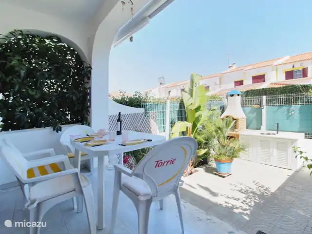appartement huren in Portugal, Algarve, Altura – Apt Centro Altura, prestige voor thuis Binnenplaats