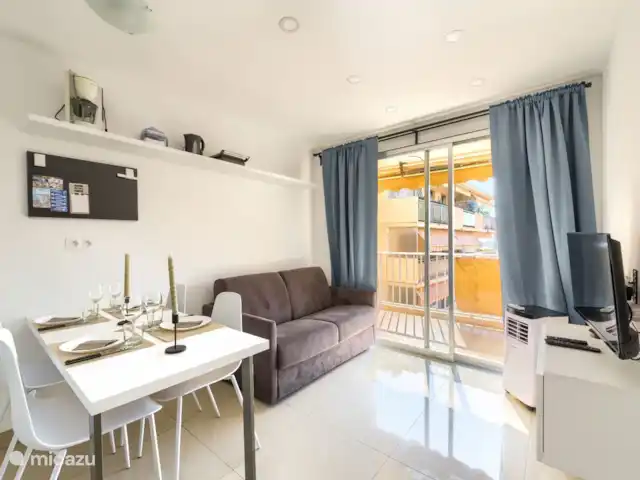 Location de Vacances France, Côte d'Azur, Golfe-Juan, appartement - Le Coin du Corail