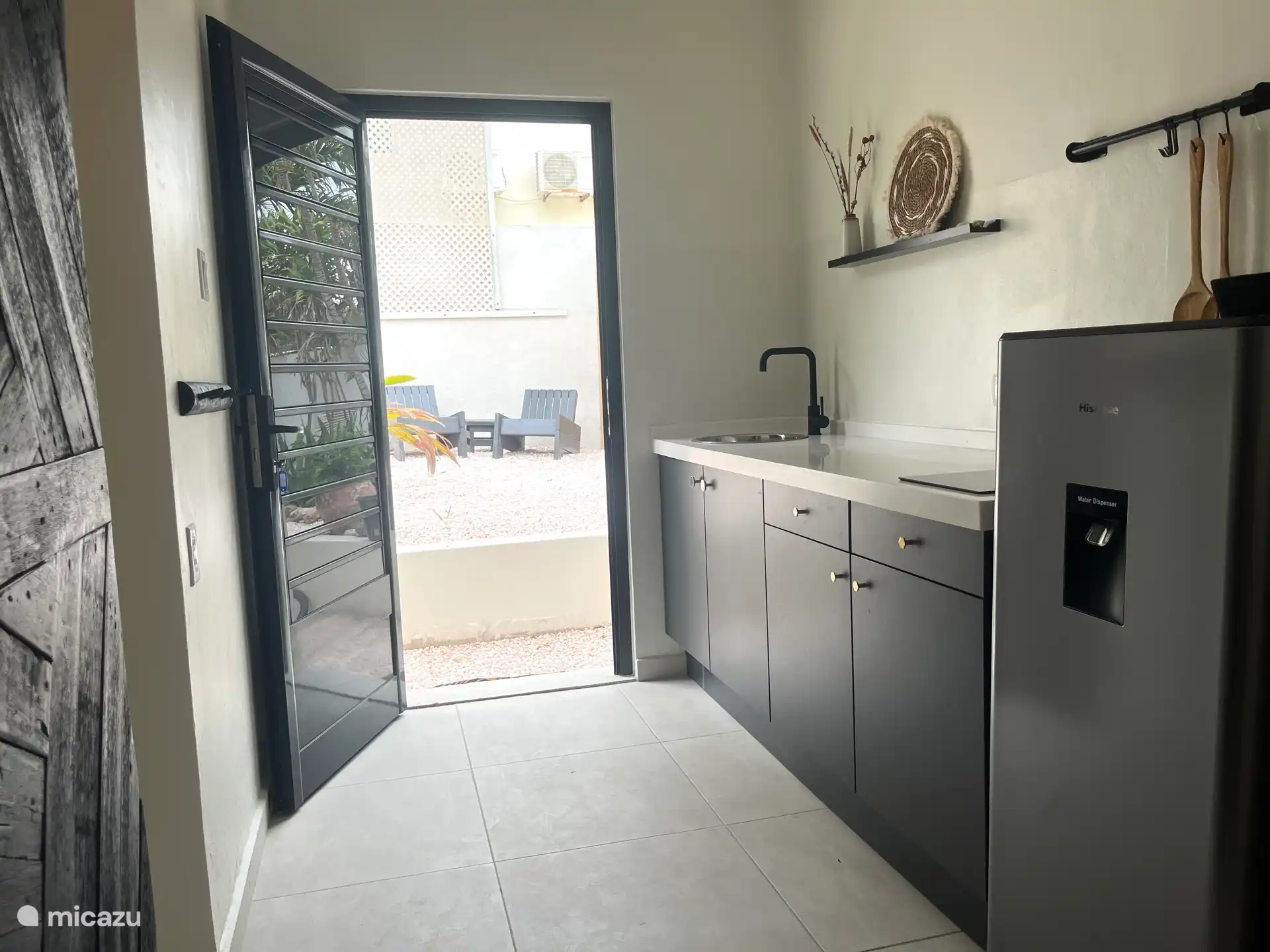 SolLuna Studios (Studio Sol) in Curaçao, Curacao-Middle, Willemstad - Studio