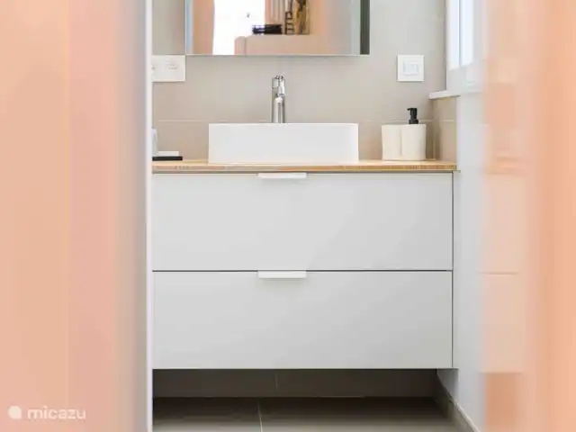 Fabiola 1 en Bélgica, Costa Belga, Middelkerke - apartamento baño